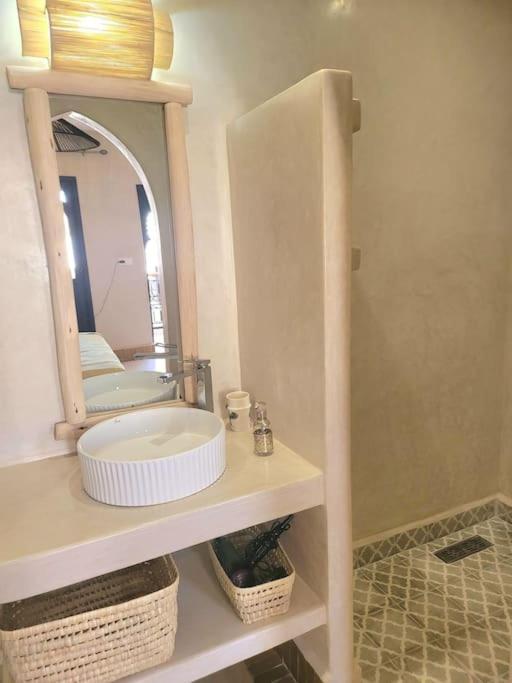 Riad Isahiac Avec Piscine En Exclusivite Μαρακές Εξωτερικό φωτογραφία